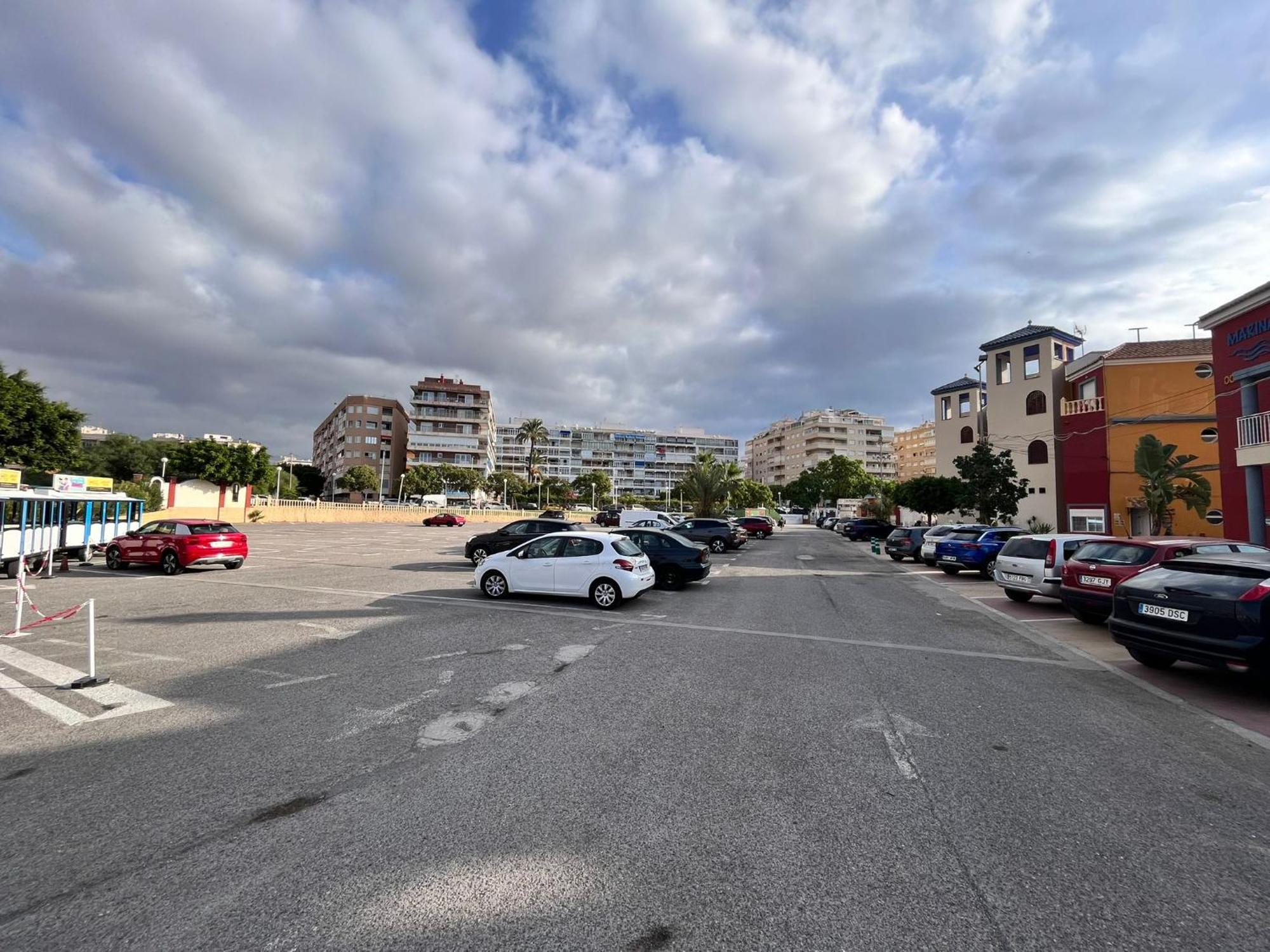 Apartamentos Marina Internacional Torrevieja Bagian luar foto